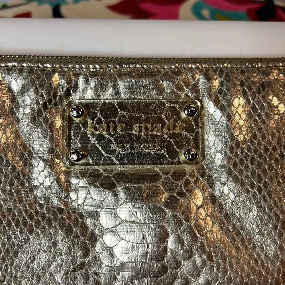 Kate Spade Foiled Pouch Makeup Bag Clutch Snake Print Gold - Picture 3 of 9